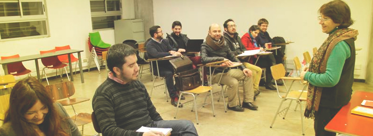 Destacada académica e investigadora argentina expone en Seminario UCM