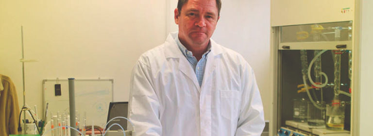UCM logra producción de bioplásticos a partir de materias primas de origen natural